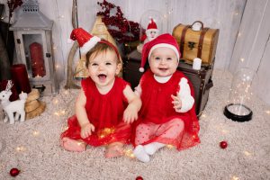 عکاسی از دوقلوها در کریسمس